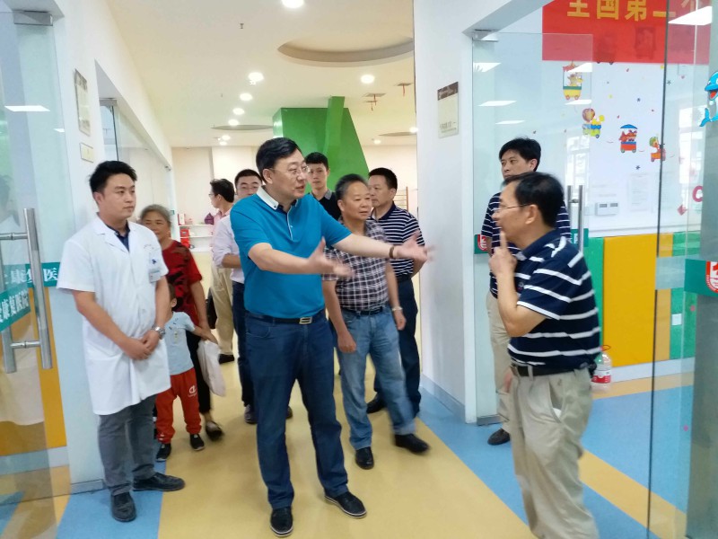 开云体育(中国)官方网站集团苏德辉总经理莅临湘西博爱康复医院调研考察