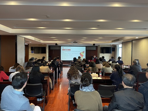 以案说法照片02.jpg 以案说法照片02.jpg