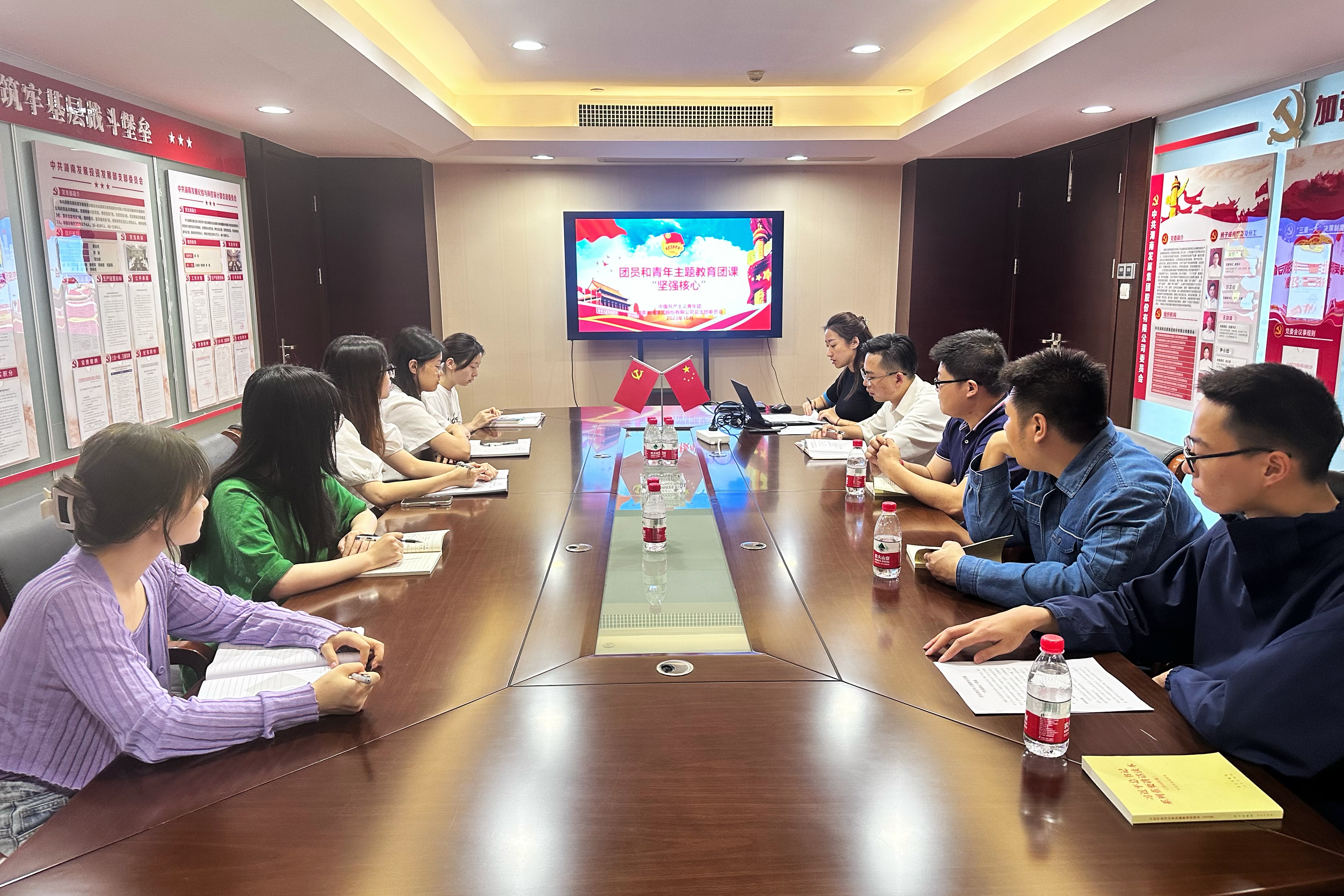 “恰同学少年，风华正茂” ——开云体育(中国)官方网站开展主题团日活动